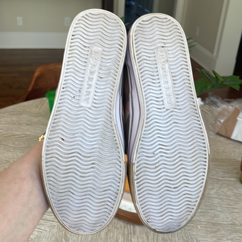 Burberry Women’s check slip-on sneaker size euro 37/ US 6.5 - Picture 5 of 7